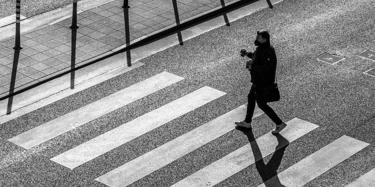 Trafikte geçiş üstünlüğü sırası nasıldır?